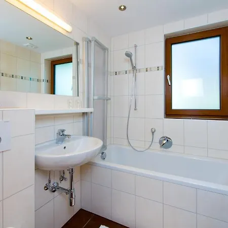 Tyrol Apartment